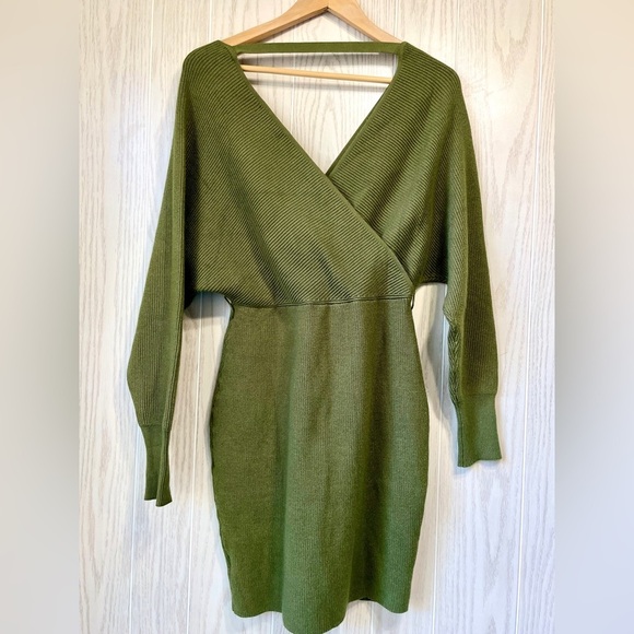 ZESICA WRAP BELTED KNITTED BACKLESS BODYCON DRESS SIZE L NWT - Picture 5 of 5